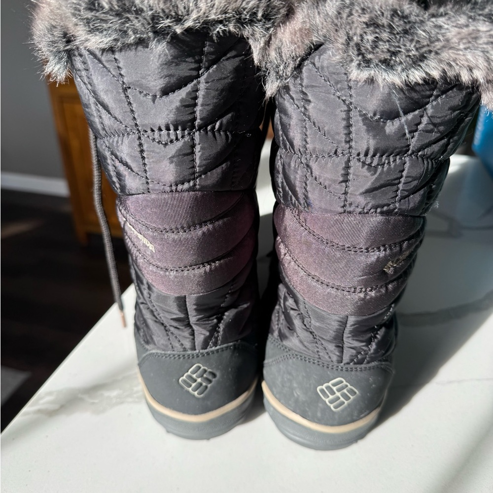 Columbia Women's Black Heavenly Omni-Heat Boot - Picture 5 of 7